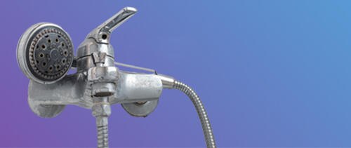 Hardnekkige kalk verwijderen van de douchecabine? Simpel met deze 5 tips